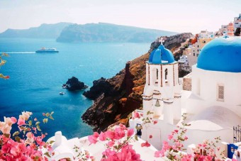 Santorini essence, a five senses journey (cruise travelers)