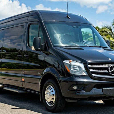 Mykonos private transfer-Hotel to port 